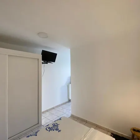 Chez K - - Proche Centre - Parking Apartament